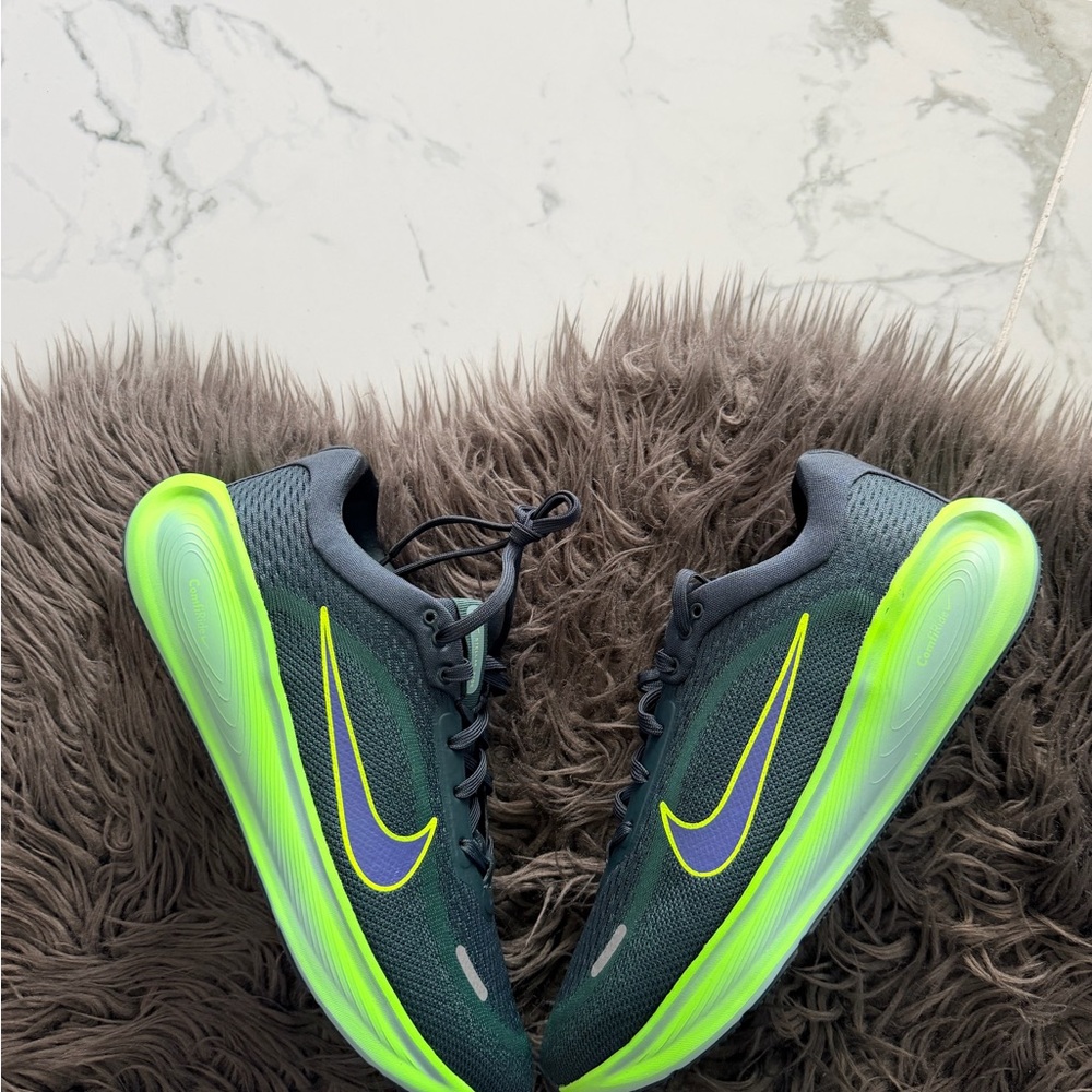 Nike Stellar Rider(gs) - Picture 7 of 10